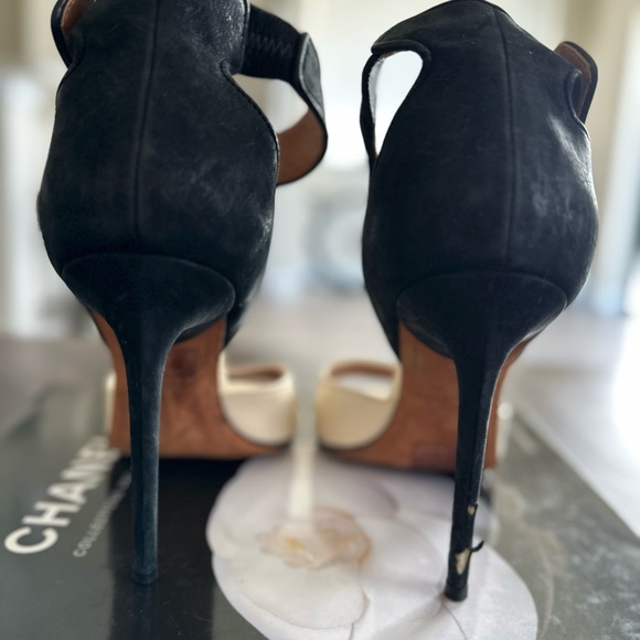 Givenchy Two-Toned Sandals with Gold Shark Tooth Lock - Picture 6 of 10